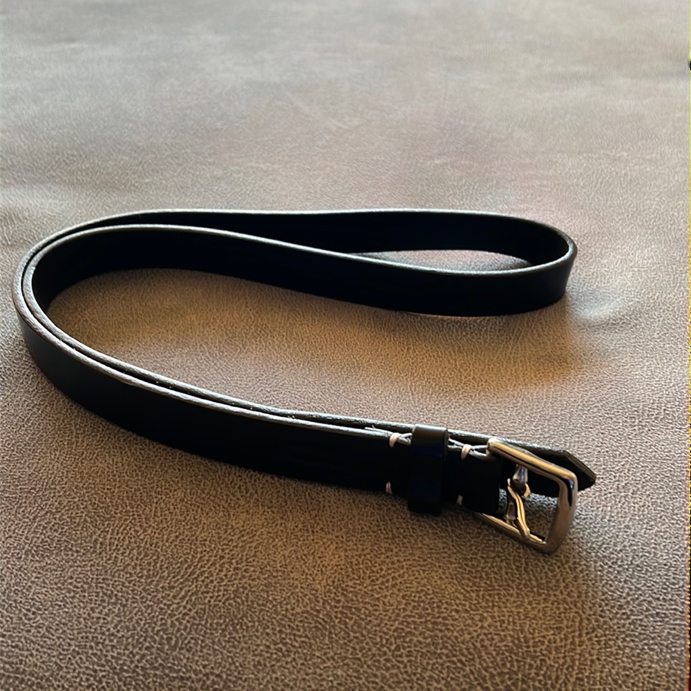 Narrow 1 inch Coach Leather belt